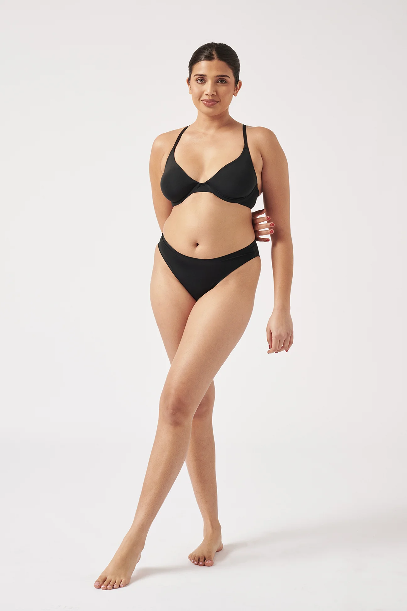 The Seamless Bikini - Black - Image 4